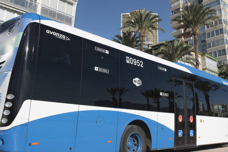 transporte-publico-camping-benidorm